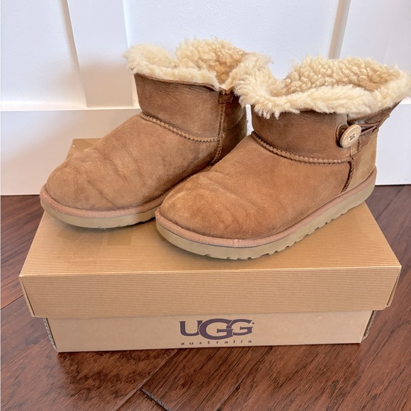 UGG Mini Bailey Button boots - Picture 3 of 6
